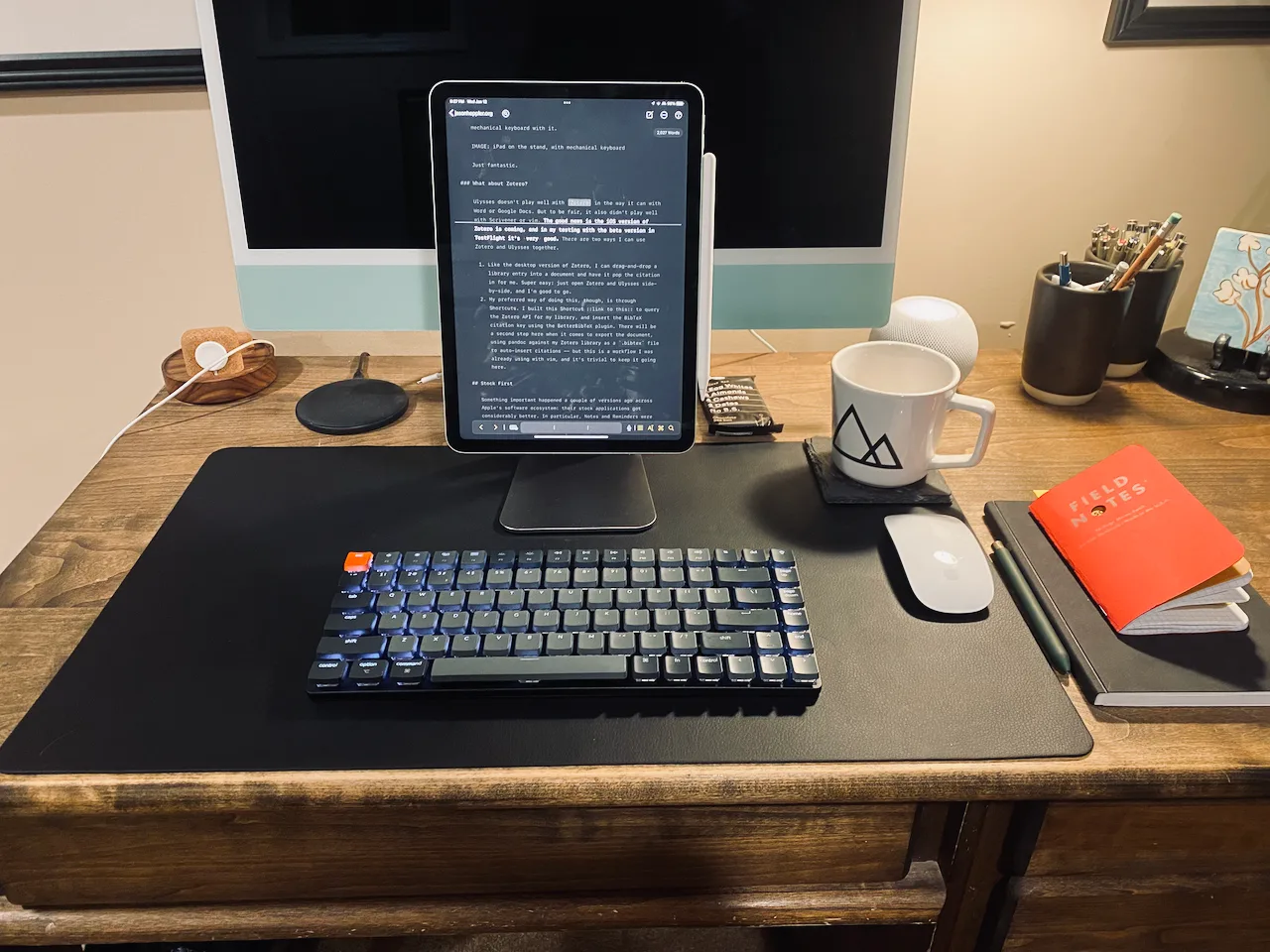 iPadOS setup with the Keychron K3 mechanical keyboard.